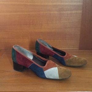 VINTAGE NATURALIZER SUEDE PATCH WORK LOW HEEL SIZE 5.5